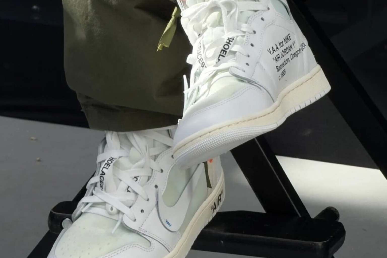 Pourquoi les éditions limitées de sneakers fascinent les collectionneurs