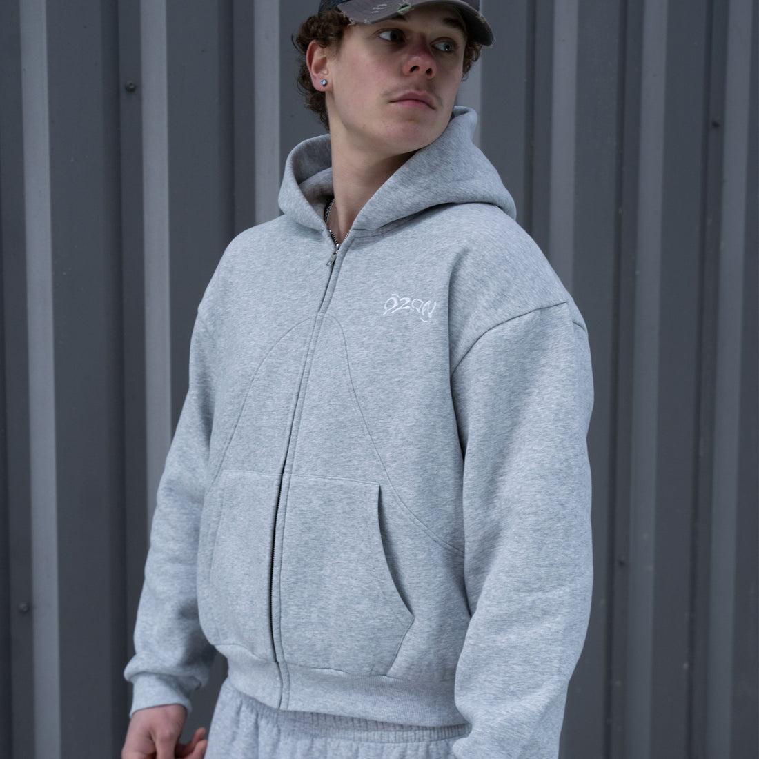 Ozon Gray Zip-Hoodie
