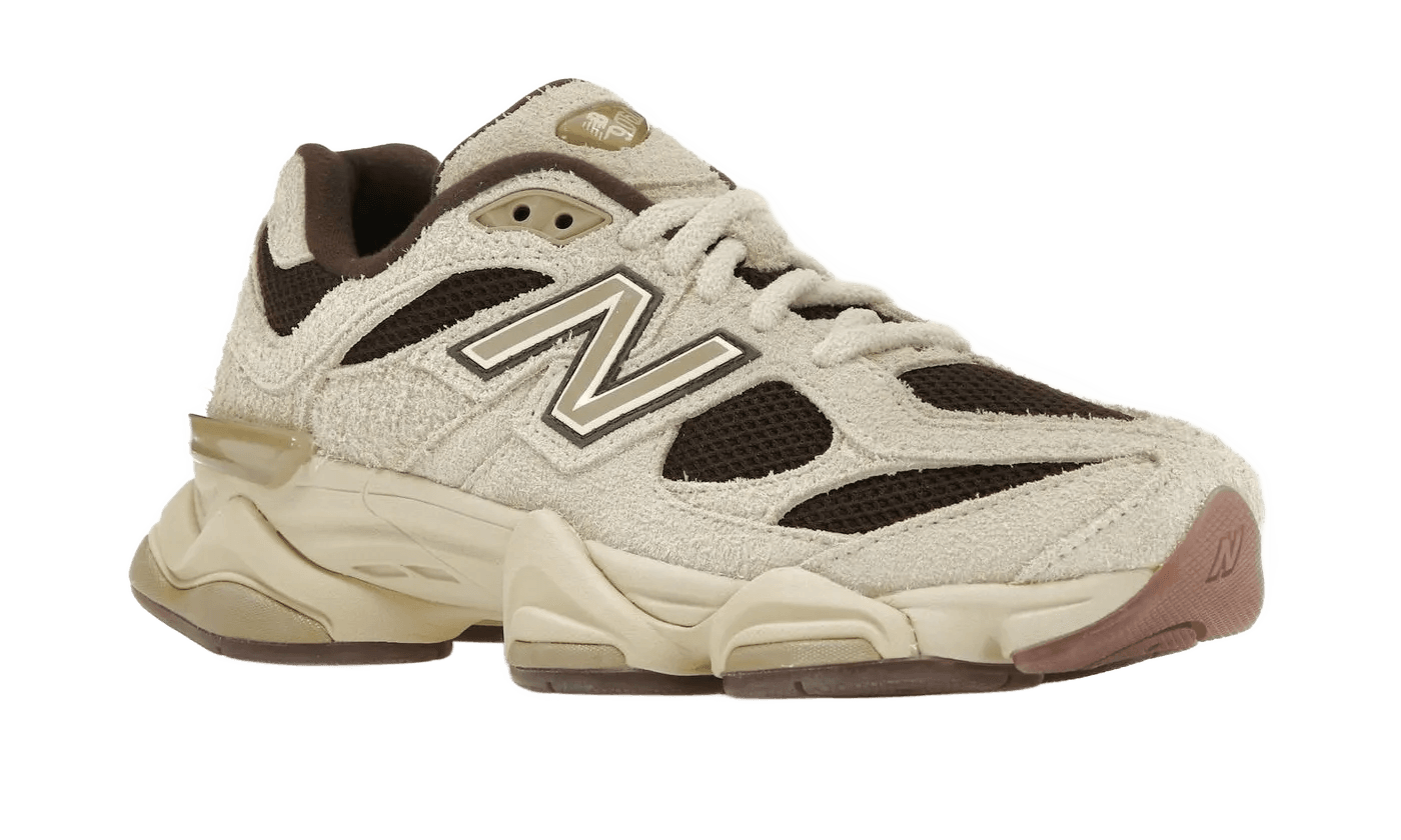 9060 Sydney McLaughlin-Levrone Linen Black Coffee