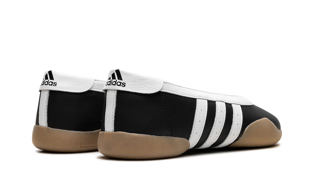 Taekwondo Mei Ballet Black White