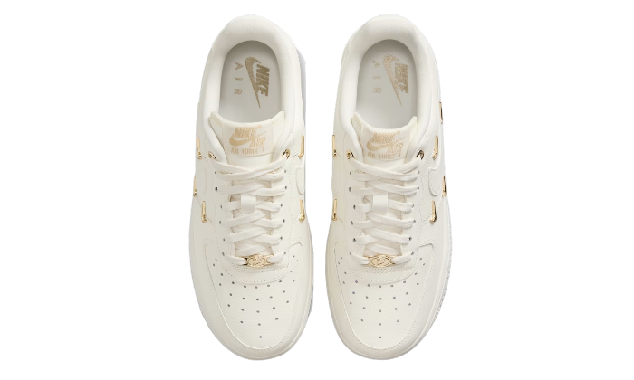 Air Force 1 '07 LX CN Sail Gold Swooshes