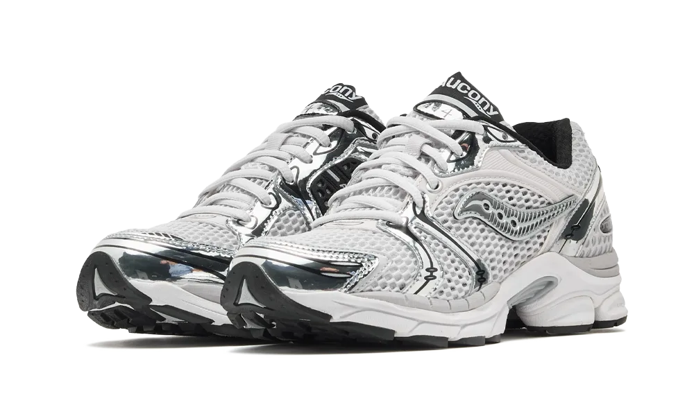 Saucony Progrid Triumph 4 Fog Black