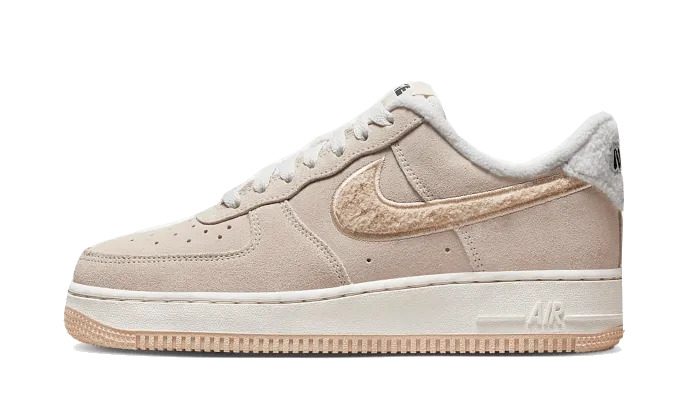 Air Force 1 Low '07 SE Sanddrift Gum Fleece