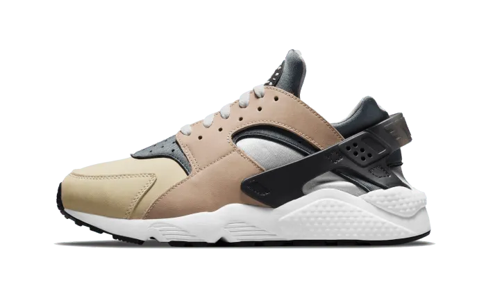 Air Huarache Escape (2021)