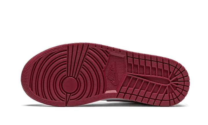 Air Jordan 1 Mid Bred Toe
