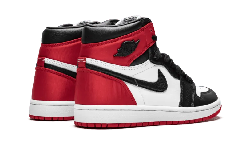 Air Jordan 1 Retro High Satin Black Toe