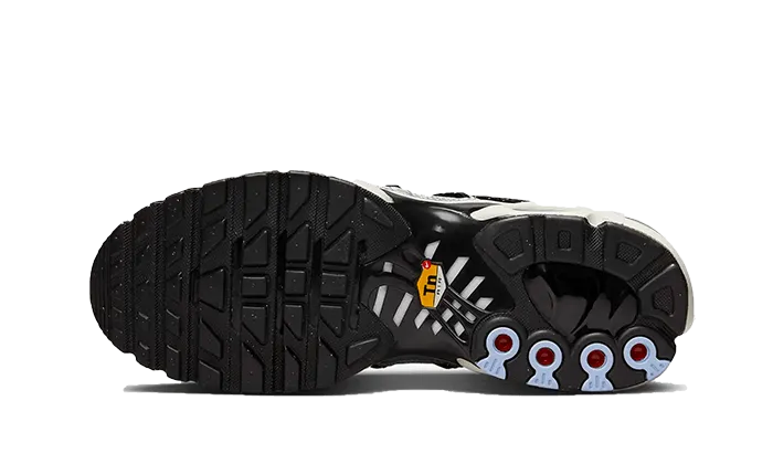 Air Max Plus Lace Toggle Black Gray