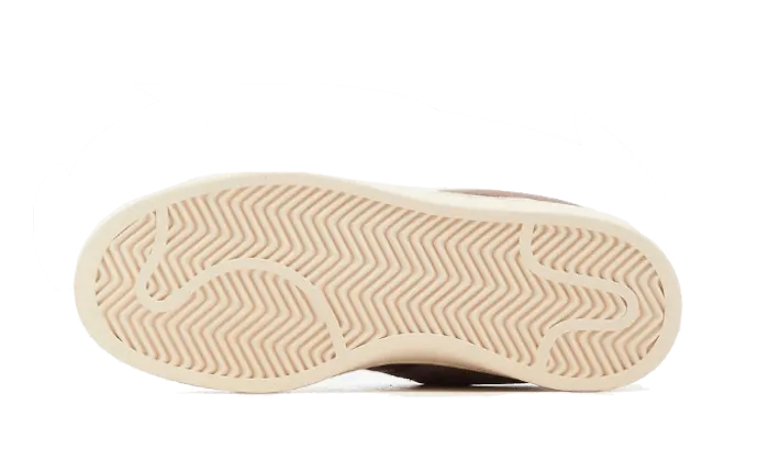 Campus Bad Bunny Brown