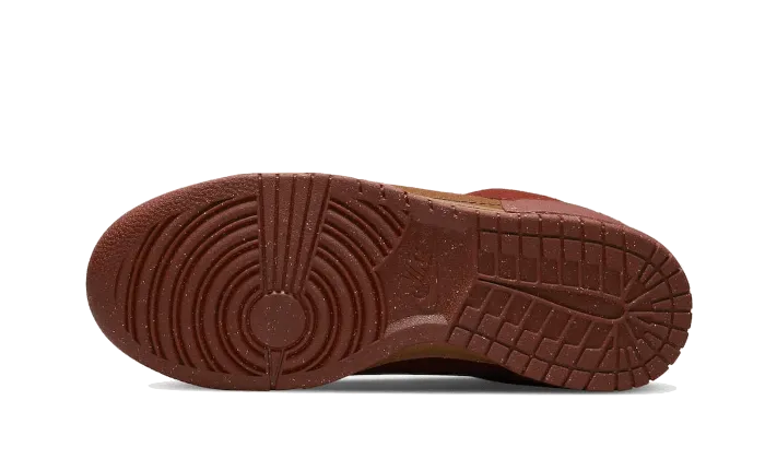 Dunk Low Disrupt 2 Desert Bronze