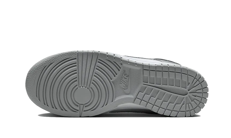 Dunk Low Metallic Silver - FV1311-100