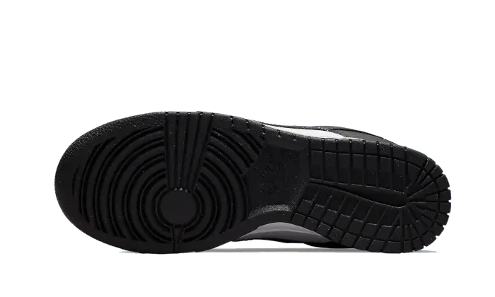 Dunk Low Next Nature Black White