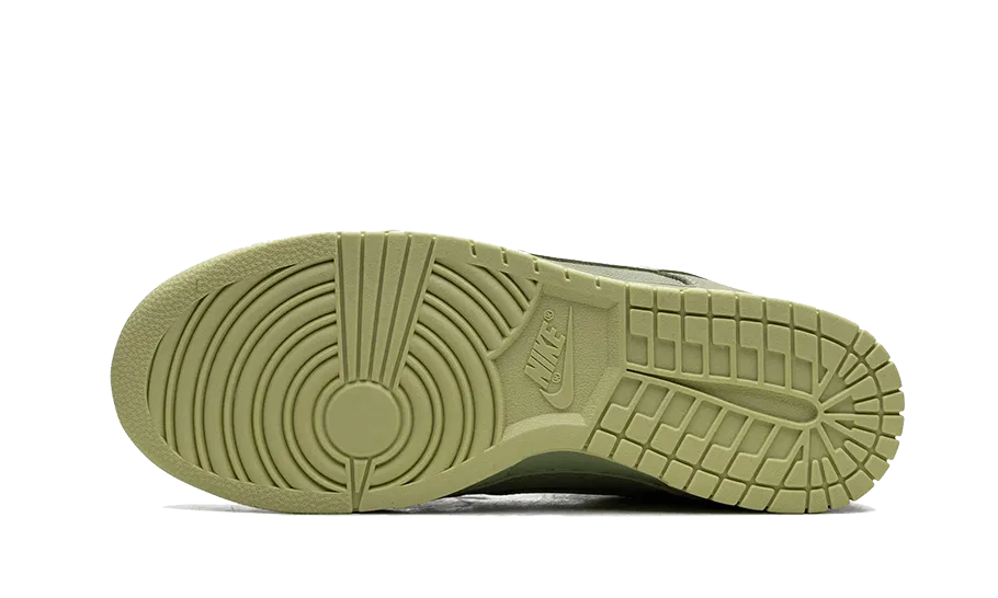 Dunk Low Premium Oil Green