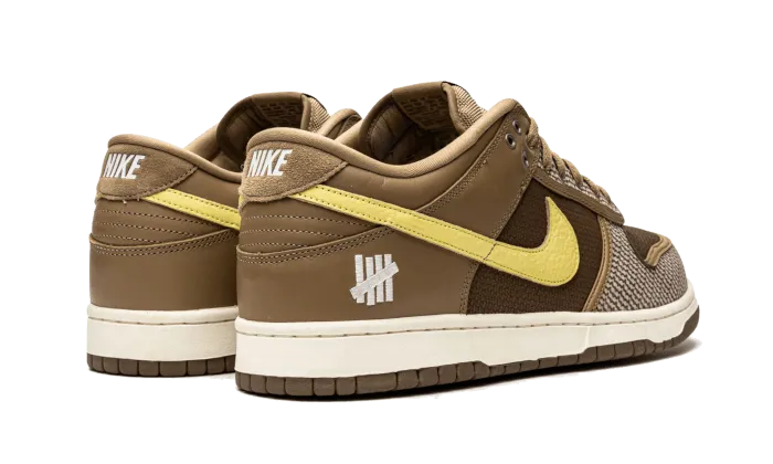 Dunk Low SP UNDEFEATED Canteen Dunk vs, AF1 Pack