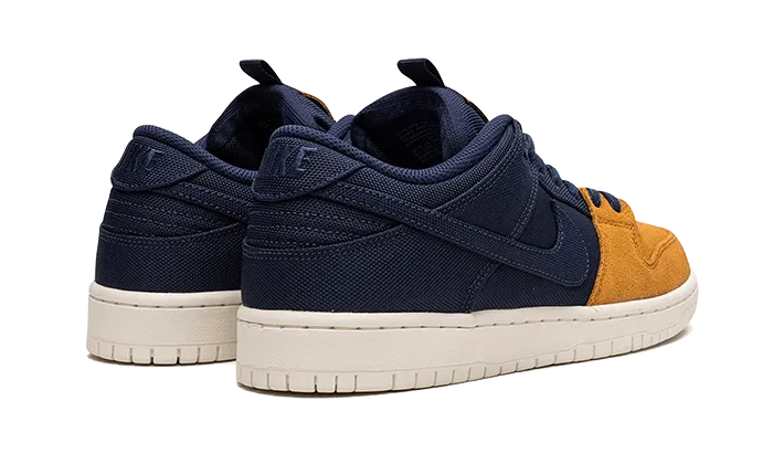 SB Dunk Low Pro PRM 90s Backpack