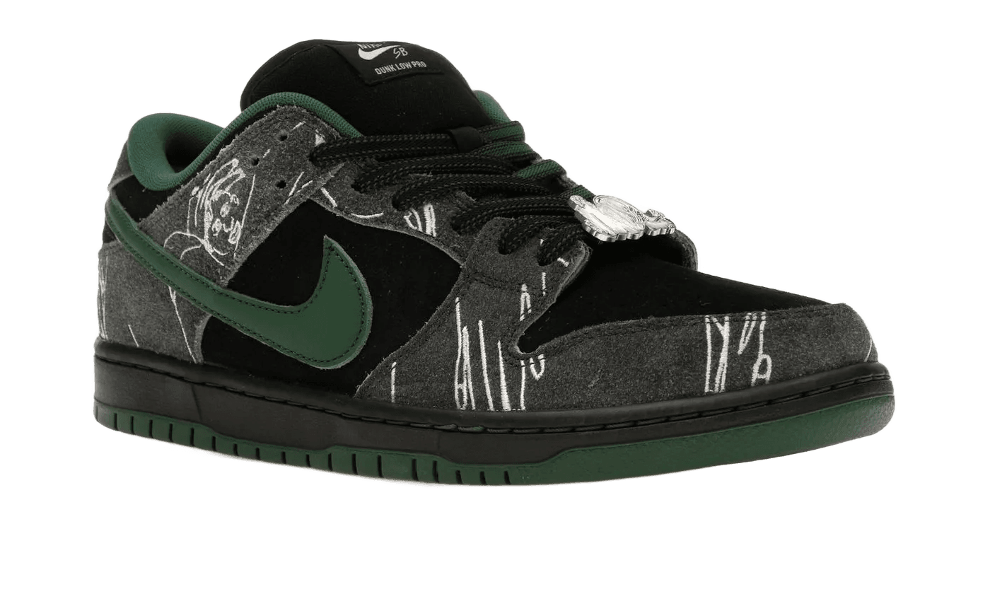 SB Dunk Low There Skateboards