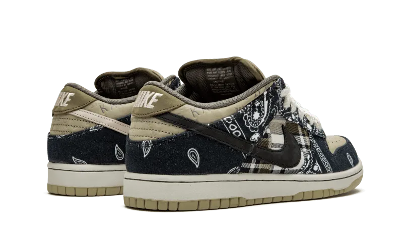 SB Dunk Low Travis Scott - CT5053-001