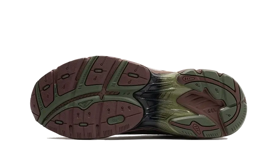 UB6-S GT-2160 Kiko Kostadinov Grey Floss Brown Storm