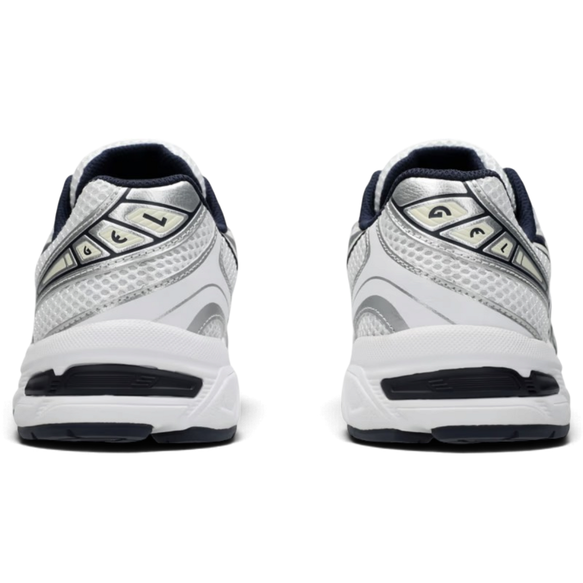 Vue arrière des baskets We Have It ASICS Gel-1130 blanches et bleu nuit avec détails en mesh et amorti Gel