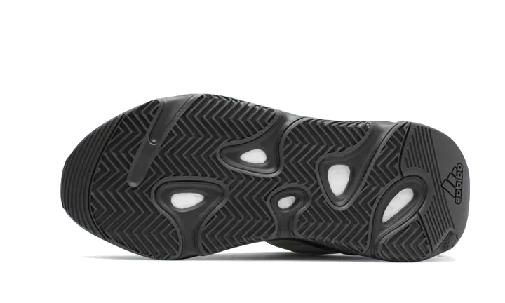 Yeezy 700 MNVN Bone