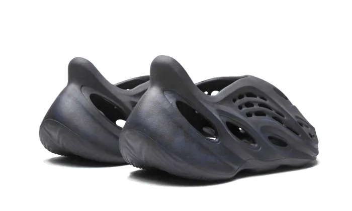 Yeezy Foam RNNR Mineral Blue