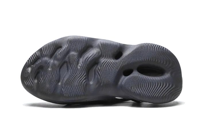 Yeezy Foam RNNR Mineral Blue