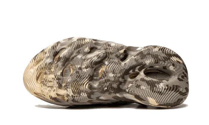 Yeezy Foam RNNR MX Clay Cream