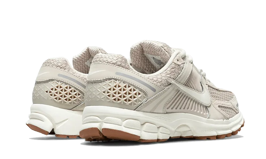 Zoom Vomero 5 Light Orewood Brown