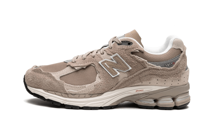 New Balance 2002R Protection Pack Beige - M2002RDL