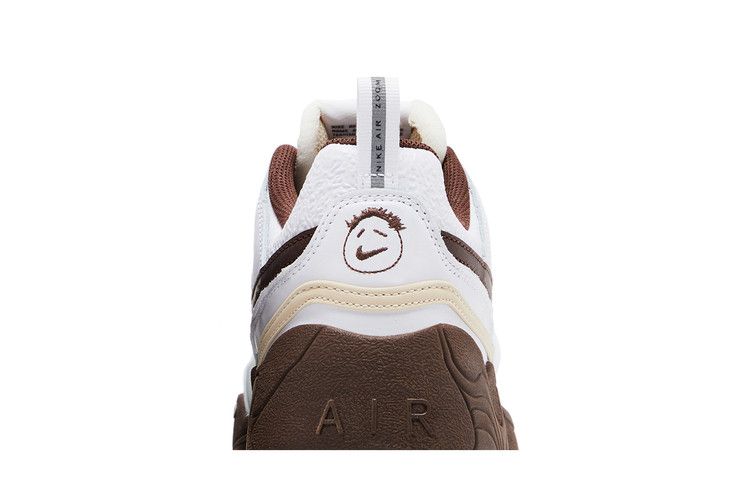 Zoom Field Jaxx Travis Scott Light Chocolate - HQ3073-100