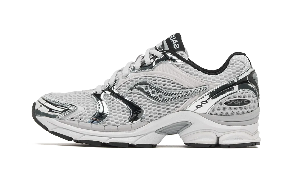 Saucony Progrid Triumph 4 Fog Black