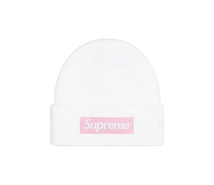 Bonnet We Have It Supreme New Era Box Logo blanc avec logo brodé rose sur le revers