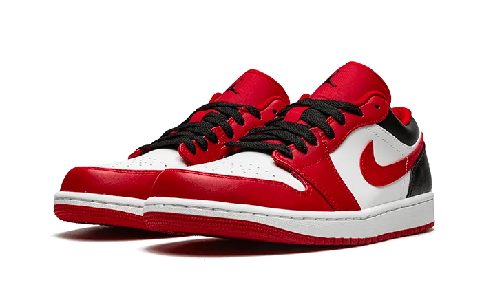 Air Jordan 1 Low Bulls