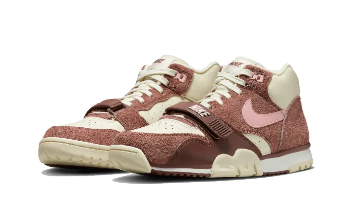 Air Trainer 1 Valentine's Day