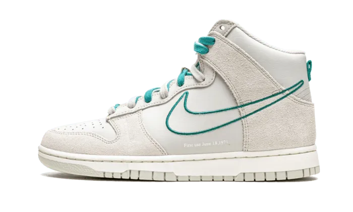 Dunk High First Use Light Bone Green Noise