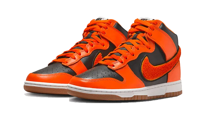 Dunk High University Chenille Swoosh Safty Orange