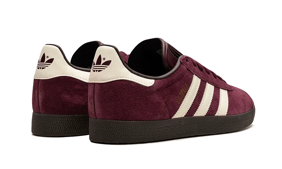 Gazelle Maroon Chalk White