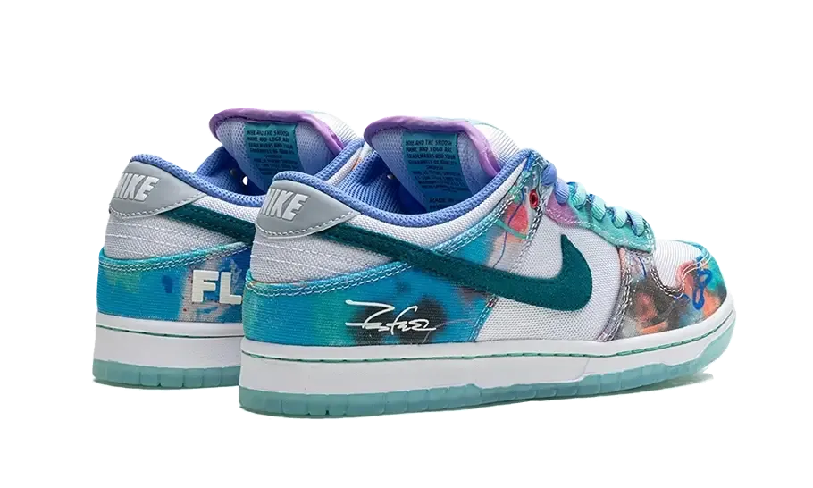 SB Dunk Low Futura Laboratories Bleached Aqua