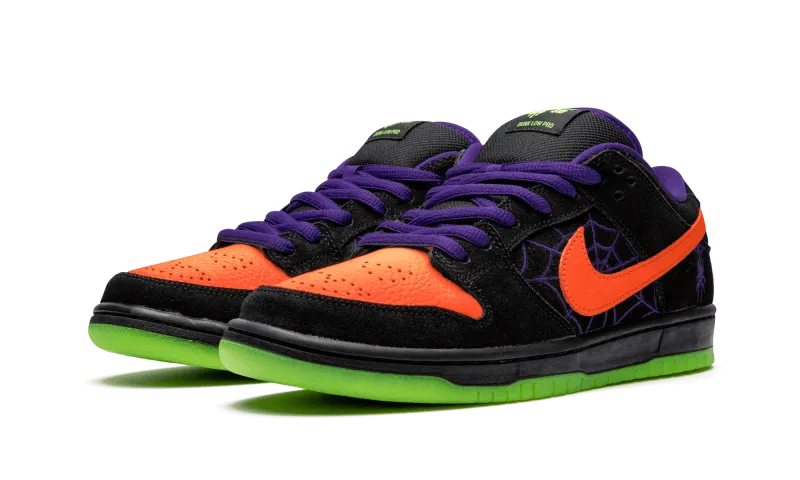 SB Dunk Low "Night of Mischief"