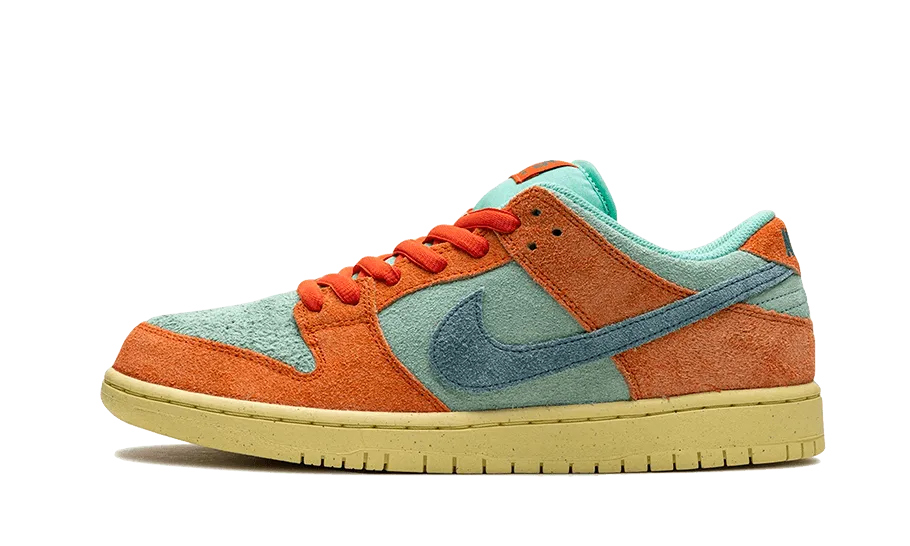 SB Dunk Low Orange Emerald Rise