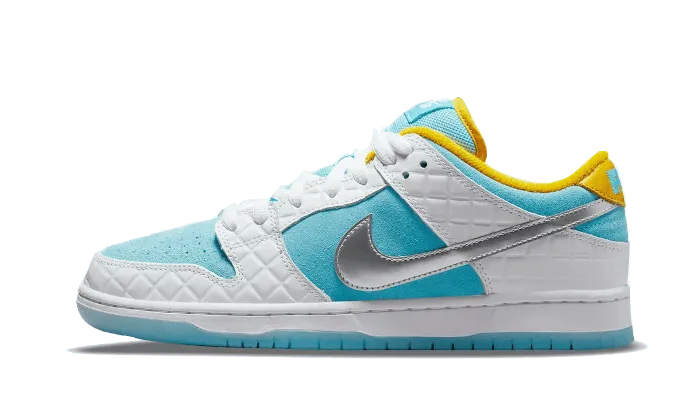 SB Dunk Low Pro FTC