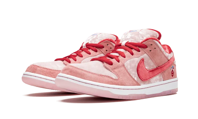 SB Dunk Low StrangeLove