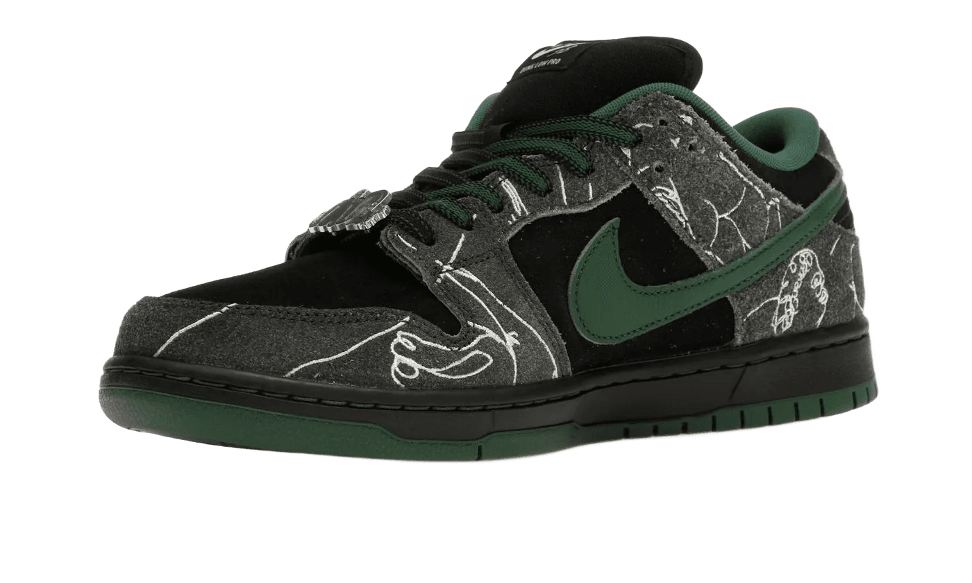 SB Dunk Low There Skateboards