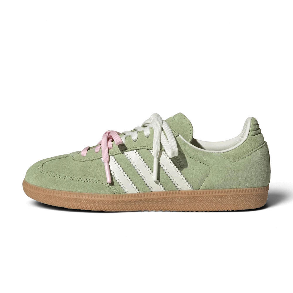 Baskets We Have It adidas Samba OG Molly-Mae Matcha en daim vert lime avec bandes blanches et semelle gomme