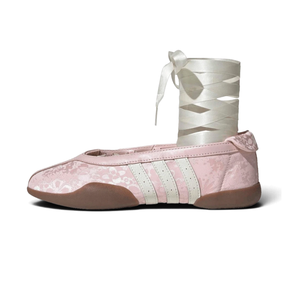 Chaussures We Have It adidas Taekwondo Mei Ballet Liberty London roses à motif floral avec lacets en ruban blanc