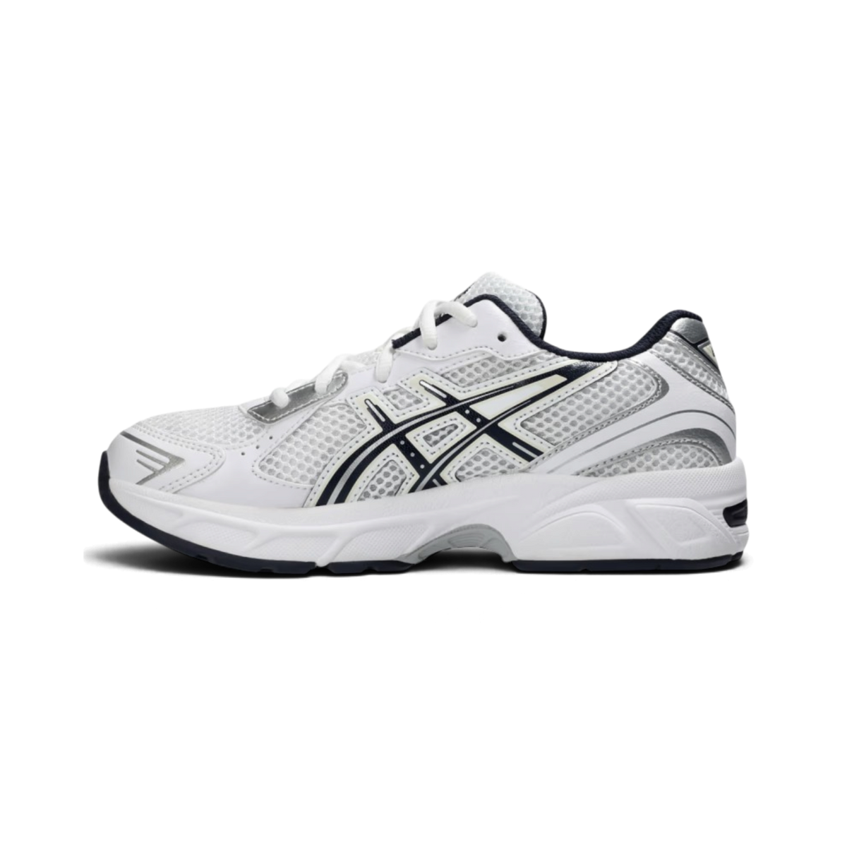 Baskets ASICS Gel-1130 White Midnight GS chez We Have It, tige en mesh blanc avec détails noirs et argentés.
