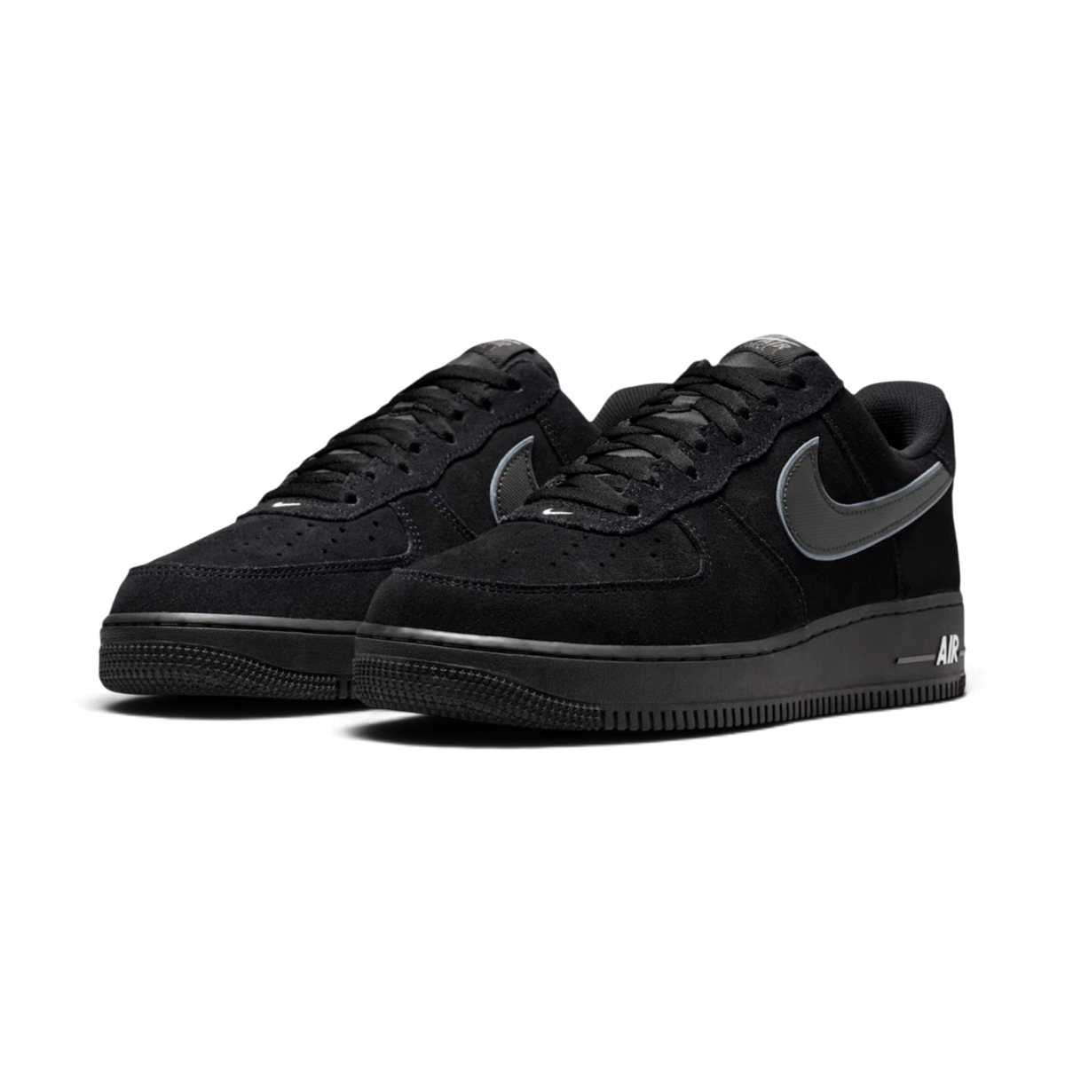 Baskets We Have It Nike Air Force 1 Low 07 LV8 en cuir noir et gris fer avec logo Swoosh contrasté