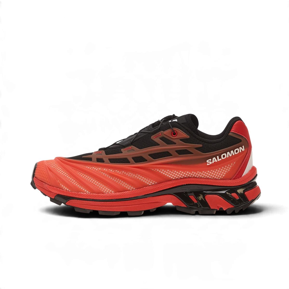 Sneaker We Have It Salomon XT-EVO noire et rouge vif avec détails blancs, design technique inspiré du trail running