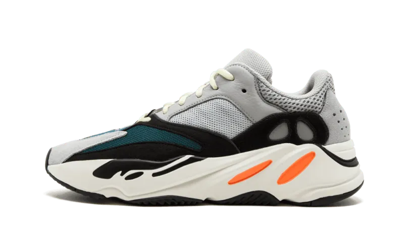 Yeezy 700 Wave Runner Solid Grey