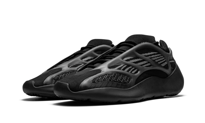 Adidas Yeezy 700 V3 Alvah - H67799 